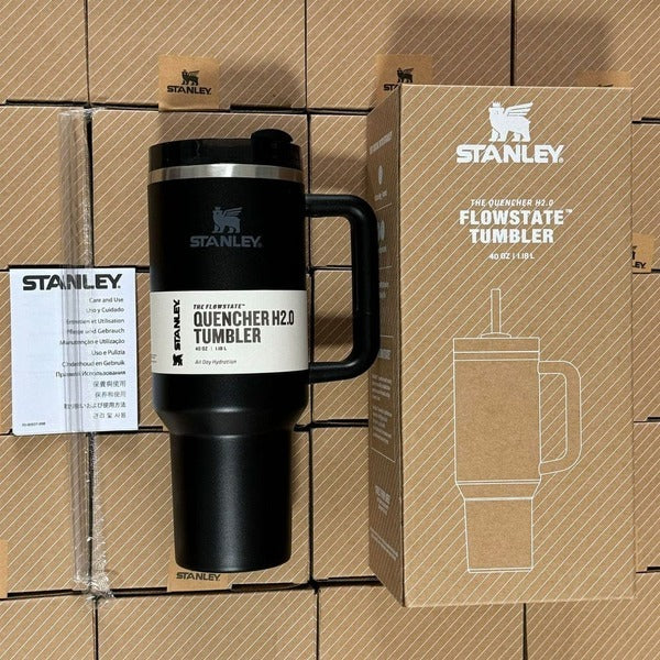 Stanley 40oz Vacuum Insulated Tumbler with Straw